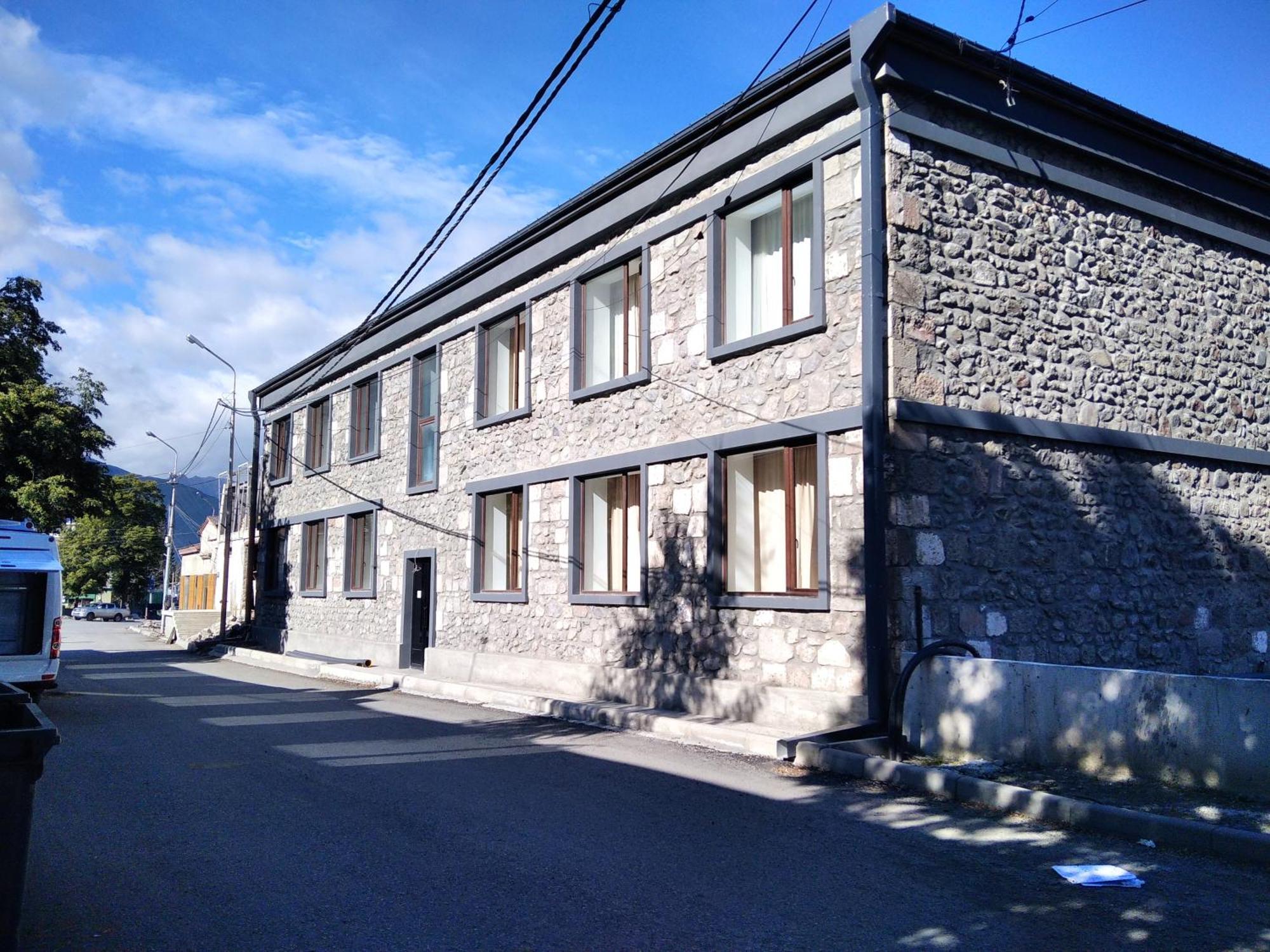 Hotel Aia Kazbegi Exterior foto